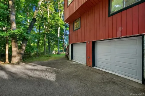 2 Victor Lane Mahopac NY 10512