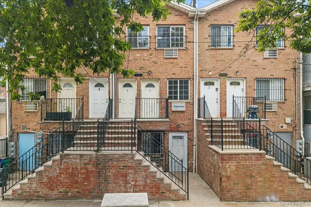 2470 Glebe Avenue Bronx NY 10461