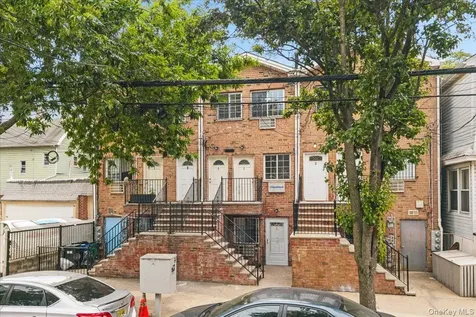 2470 Glebe Avenue Bronx NY 10461