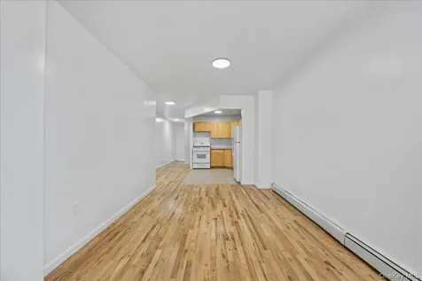 2470 Glebe Avenue Bronx NY 10461