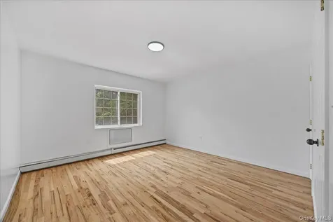 2470 Glebe Avenue Bronx NY 10461