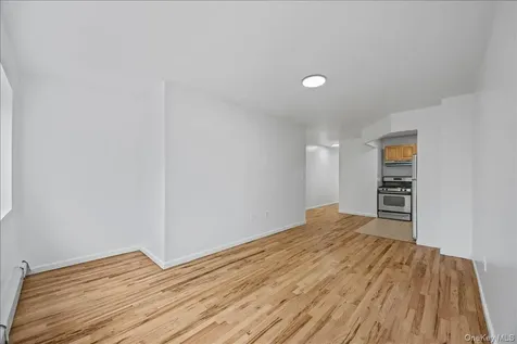 2470 Glebe Avenue Bronx NY 10461