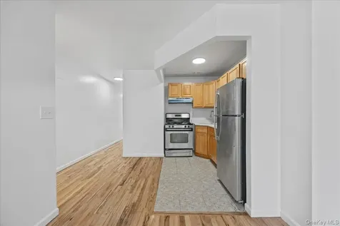 2470 Glebe Avenue Bronx NY 10461