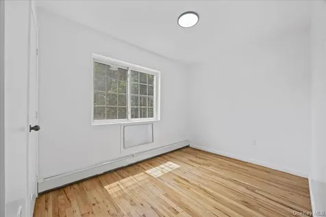 2470 Glebe Avenue Bronx NY 10461
