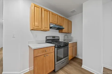2470 Glebe Avenue Bronx NY 10461