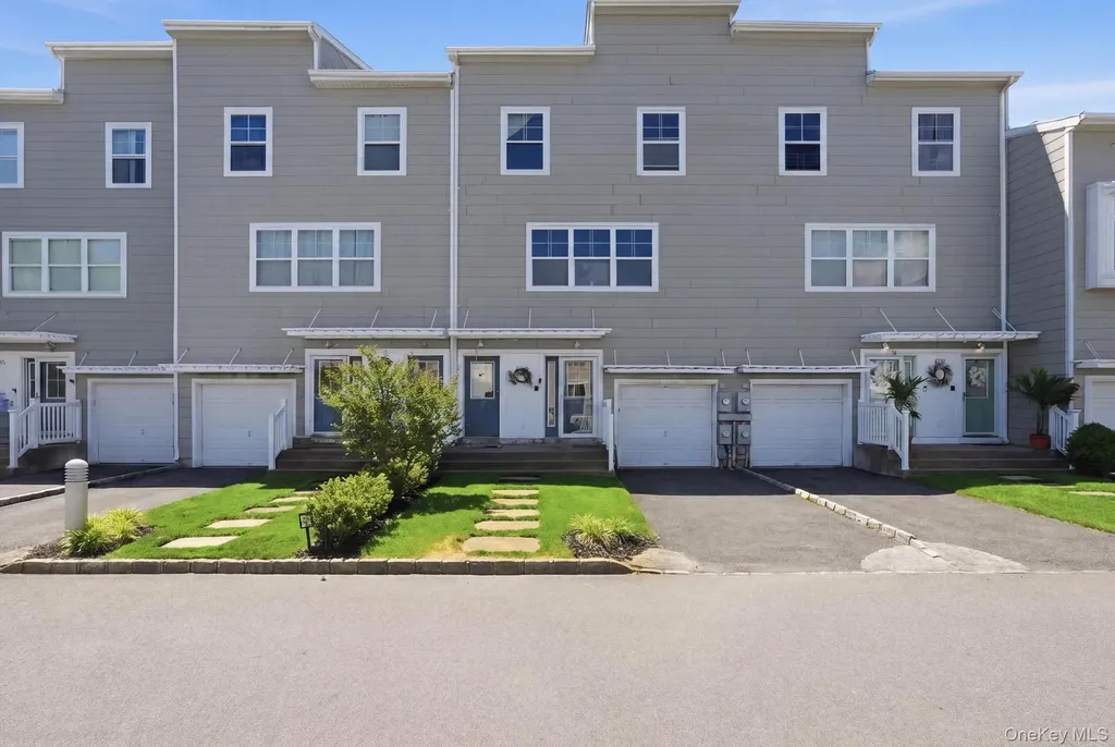 7305 Lighthouse Drive Arverne NY 11692