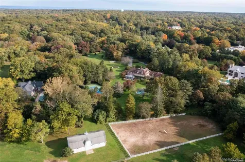 491 Muttontown Road Muttontown NY 11791