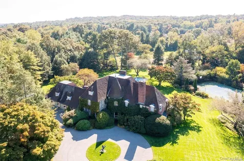 491 Muttontown Road Muttontown NY 11791