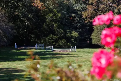 491 Muttontown Road Muttontown NY 11791
