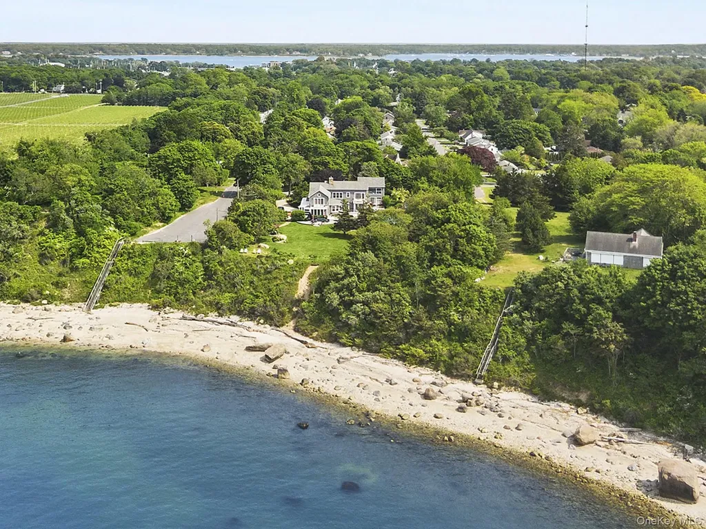 160 Sound Drive Greenport NY 11944