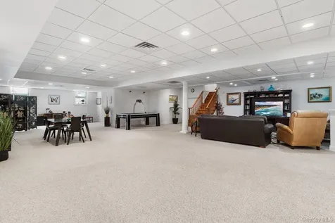 139 Private Road East Patchogue NY 11772