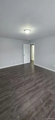 8 Harmony Lane Westbury NY 11590