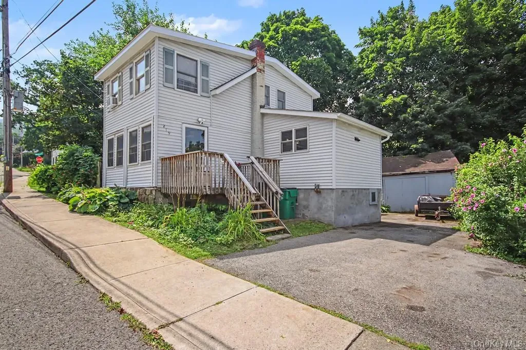 219 E Main Street Beacon NY 12508