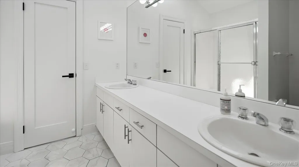 7 Midhampton Court Quogue NY 11959