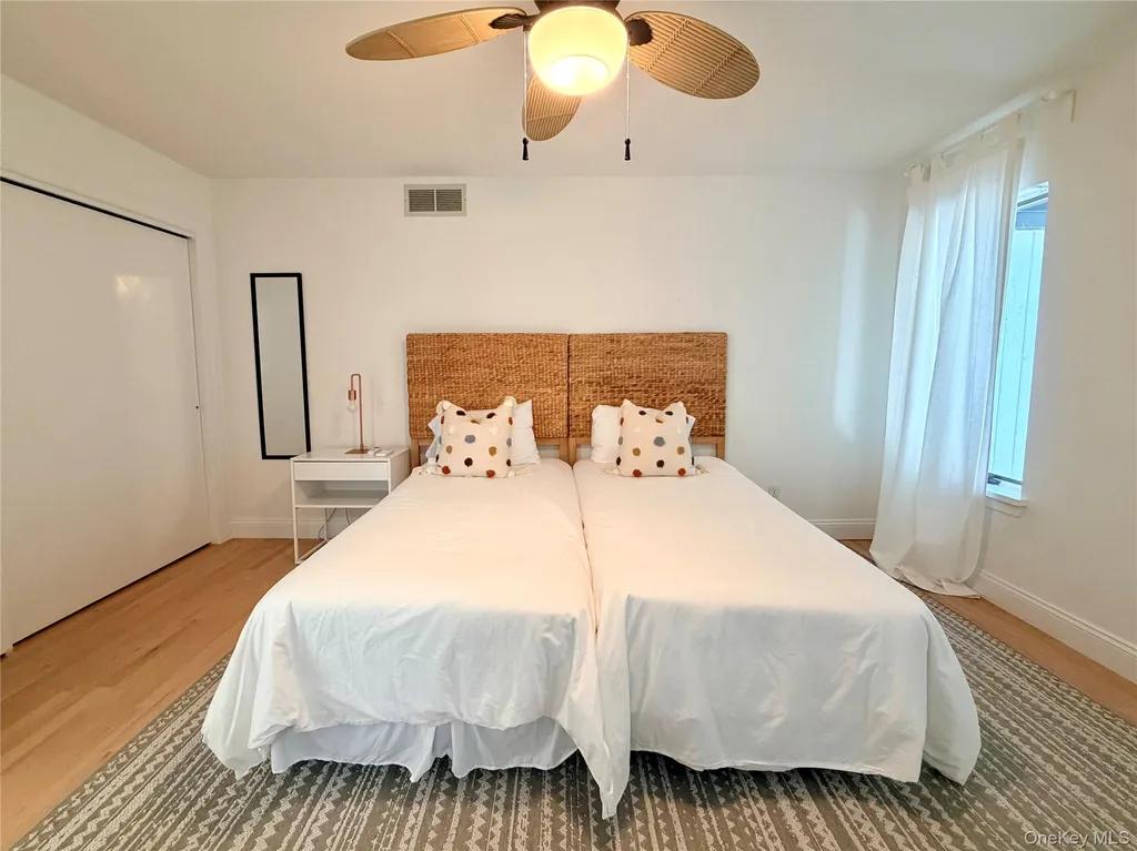 7 Midhampton Court Quogue NY 11959