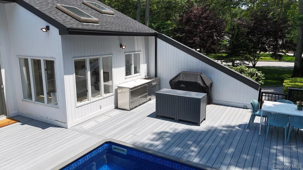 7 Midhampton Court Quogue NY 11959