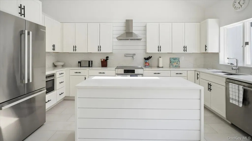 7 Midhampton Court Quogue NY 11959