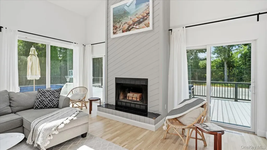 7 Midhampton Court Quogue NY 11959