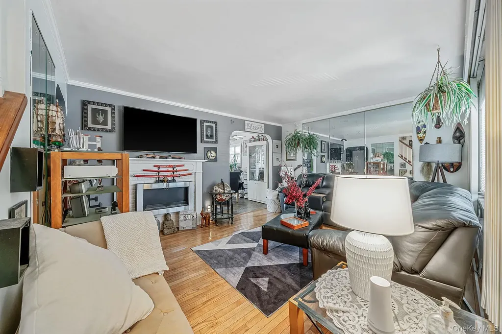 12123 238th Street Rosedale NY 11422