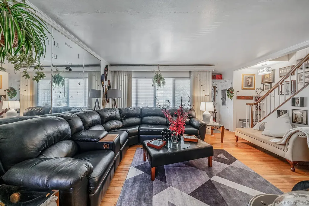 12123 238th Street Rosedale NY 11422