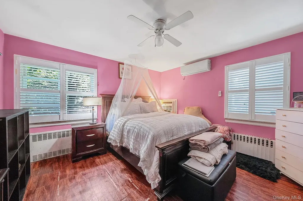 12123 238th Street Rosedale NY 11422