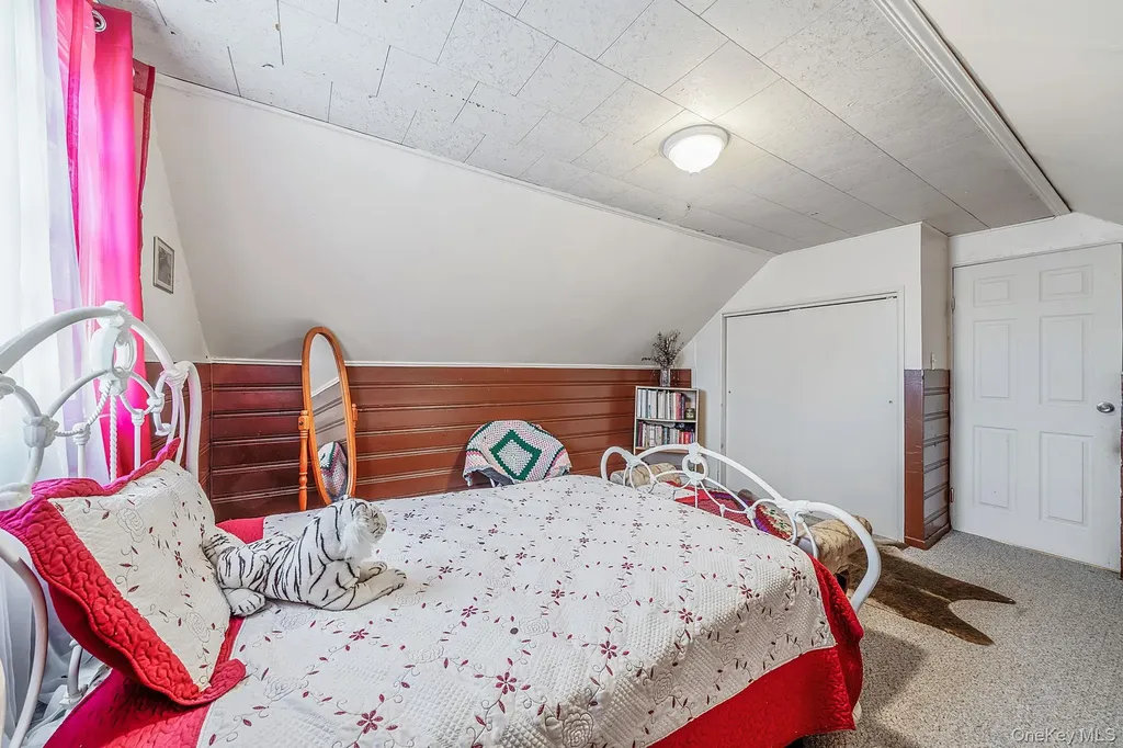 12123 238th Street Rosedale NY 11422
