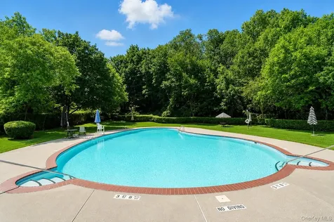 95 Avon Circle Rye Brook NY 10573