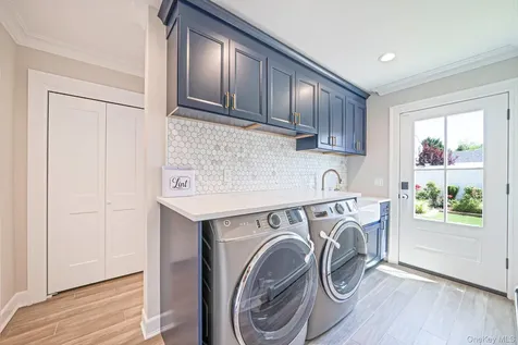 51 Skylark Road Massapequa Park NY 11762