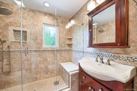 51 Skylark Road Massapequa Park NY 11762