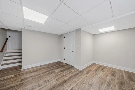 51 Skylark Road Massapequa Park NY 11762