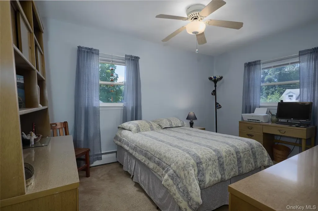 8 Abbie Lane Hyde Park NY 12538