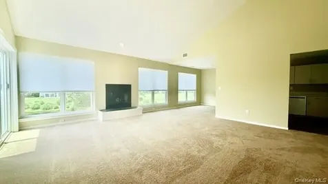 102 Hampton Vista Drive Manorville NY 11949