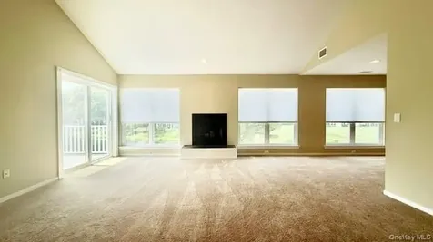 102 Hampton Vista Drive Manorville NY 11949