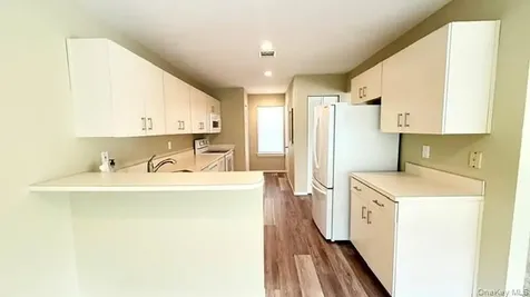 102 Hampton Vista Drive Manorville NY 11949