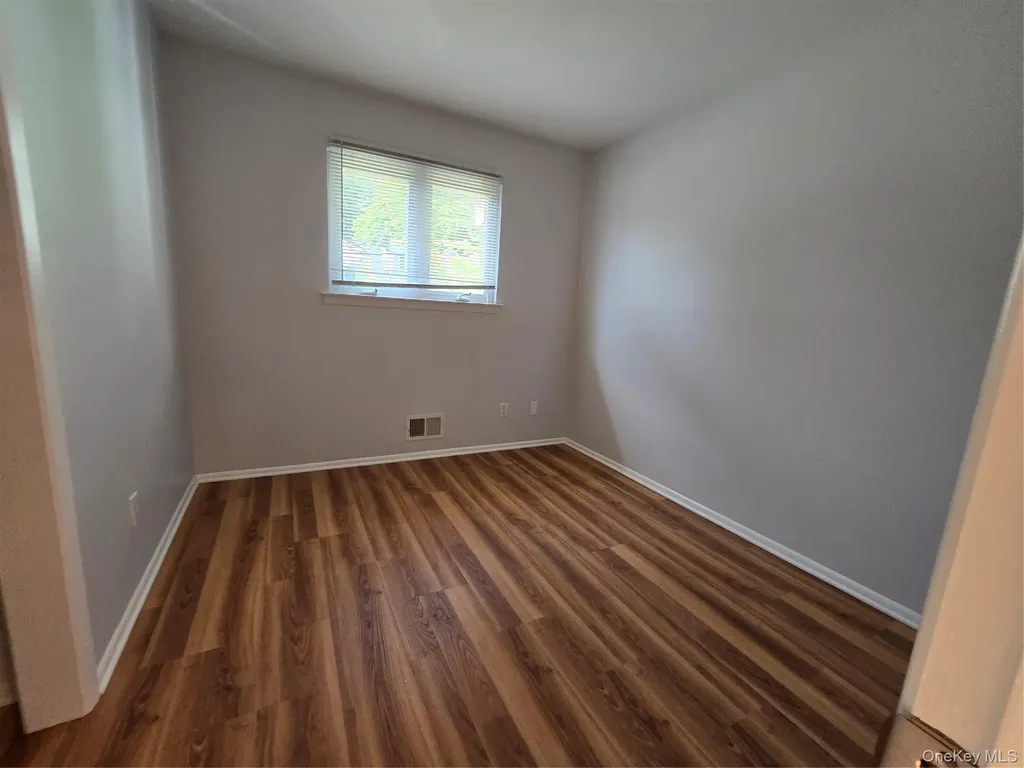 14 Lake Shore Drive Nanuet NY 10954