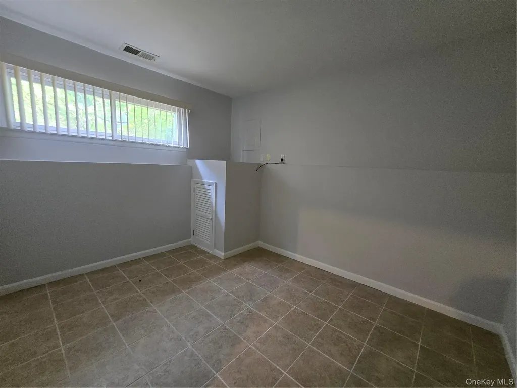 14 Lake Shore Drive Nanuet NY 10954