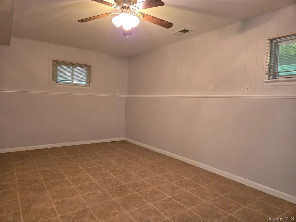 14 Lake Shore Drive Nanuet NY 10954