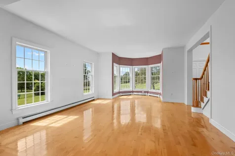 128 Old Pawling Road Pawling NY 12564