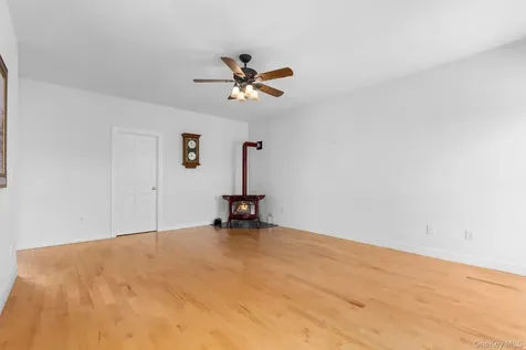 128 Old Pawling Road Pawling NY 12564