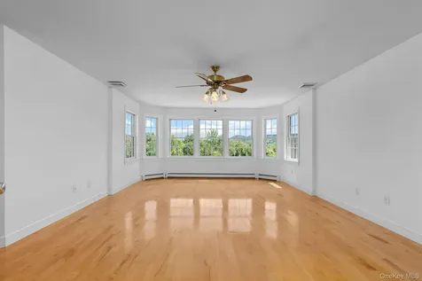128 Old Pawling Road Pawling NY 12564