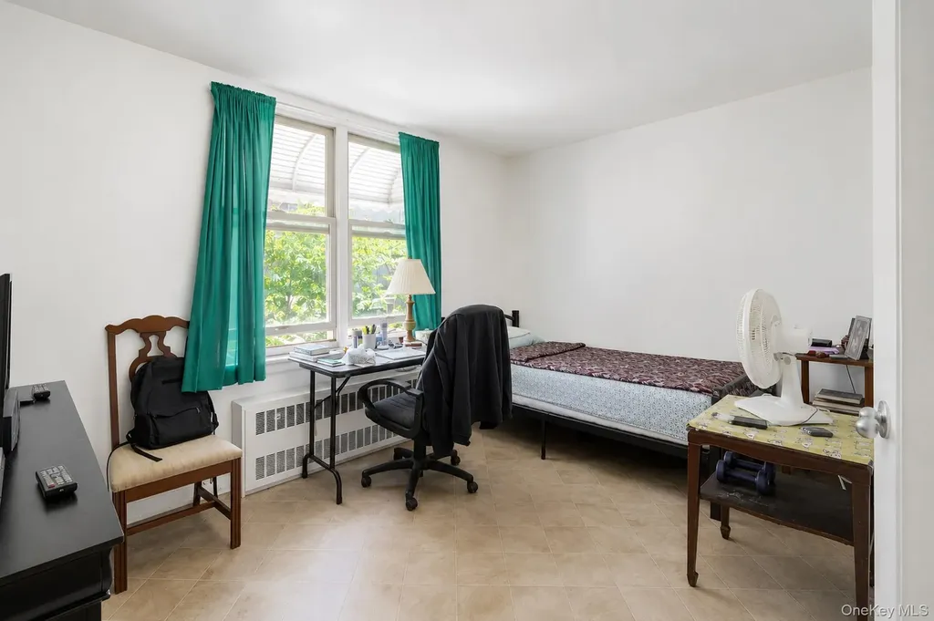2823 W 37th Street Brooklyn NY 11224