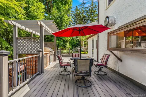 36 Strathmore Road Great Neck NY 11023