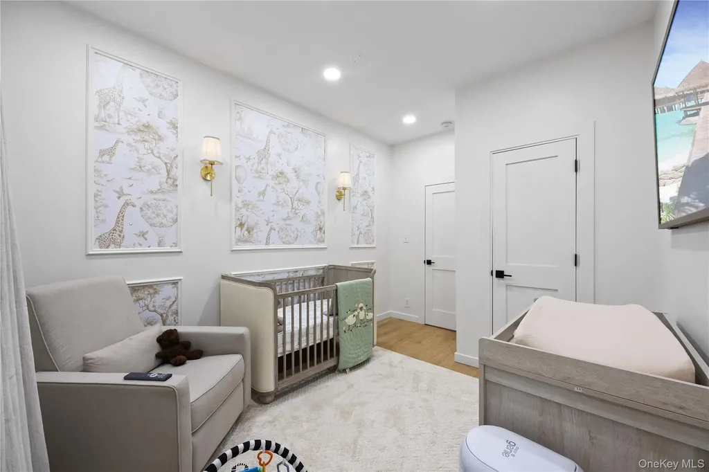 1518 Fielding Street Bronx NY 10469