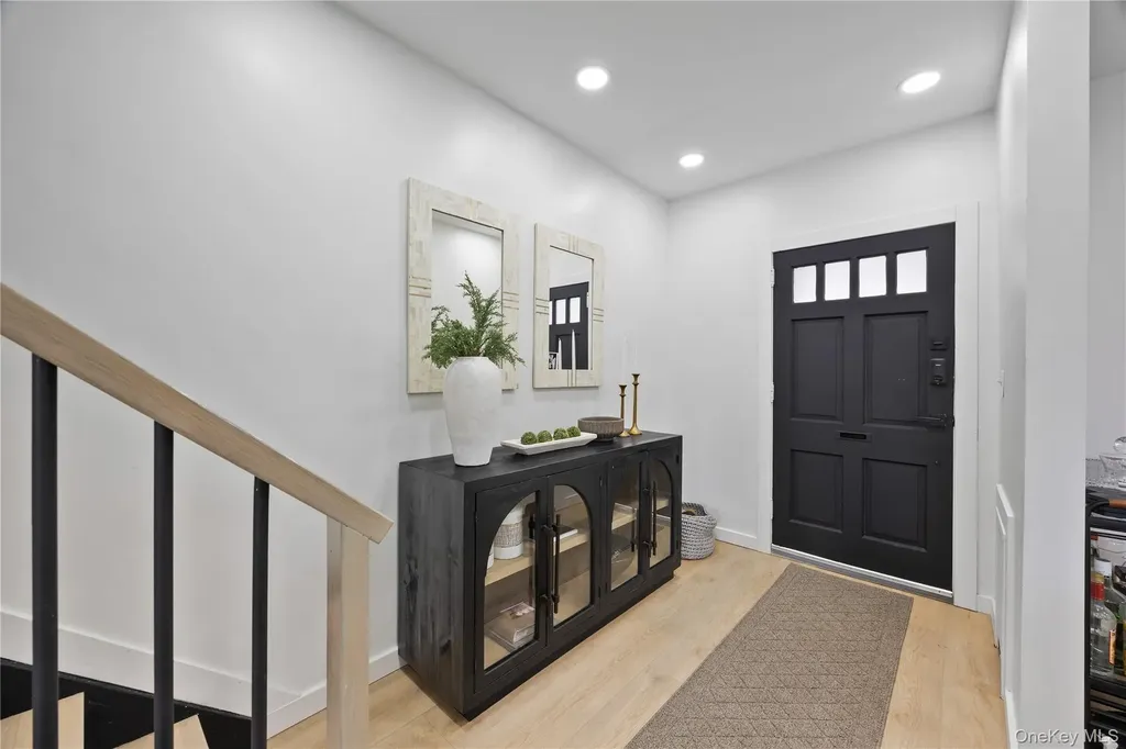 1518 Fielding Street Bronx NY 10469