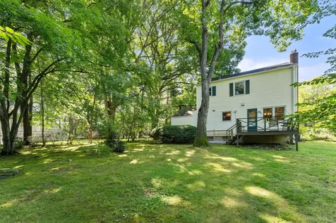 4 Pin Oak Lane White Plains NY 10606