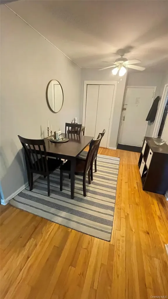 Oakland Gardens NY 11364