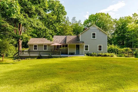 286 Manor Rock Road Craryville NY 12521