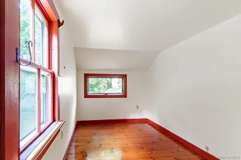 286 Manor Rock Road Craryville NY 12521