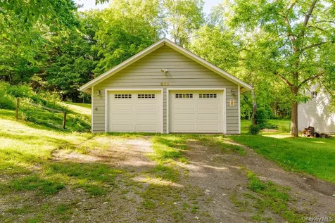 286 Manor Rock Road Craryville NY 12521