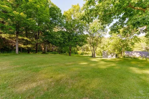 286 Manor Rock Road Craryville NY 12521